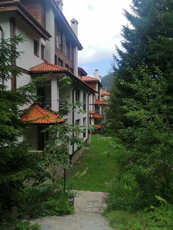 "Моето Любимо Място", Смолянски Езера - "My Favorite Place", Smolyan Lakes Exterior foto