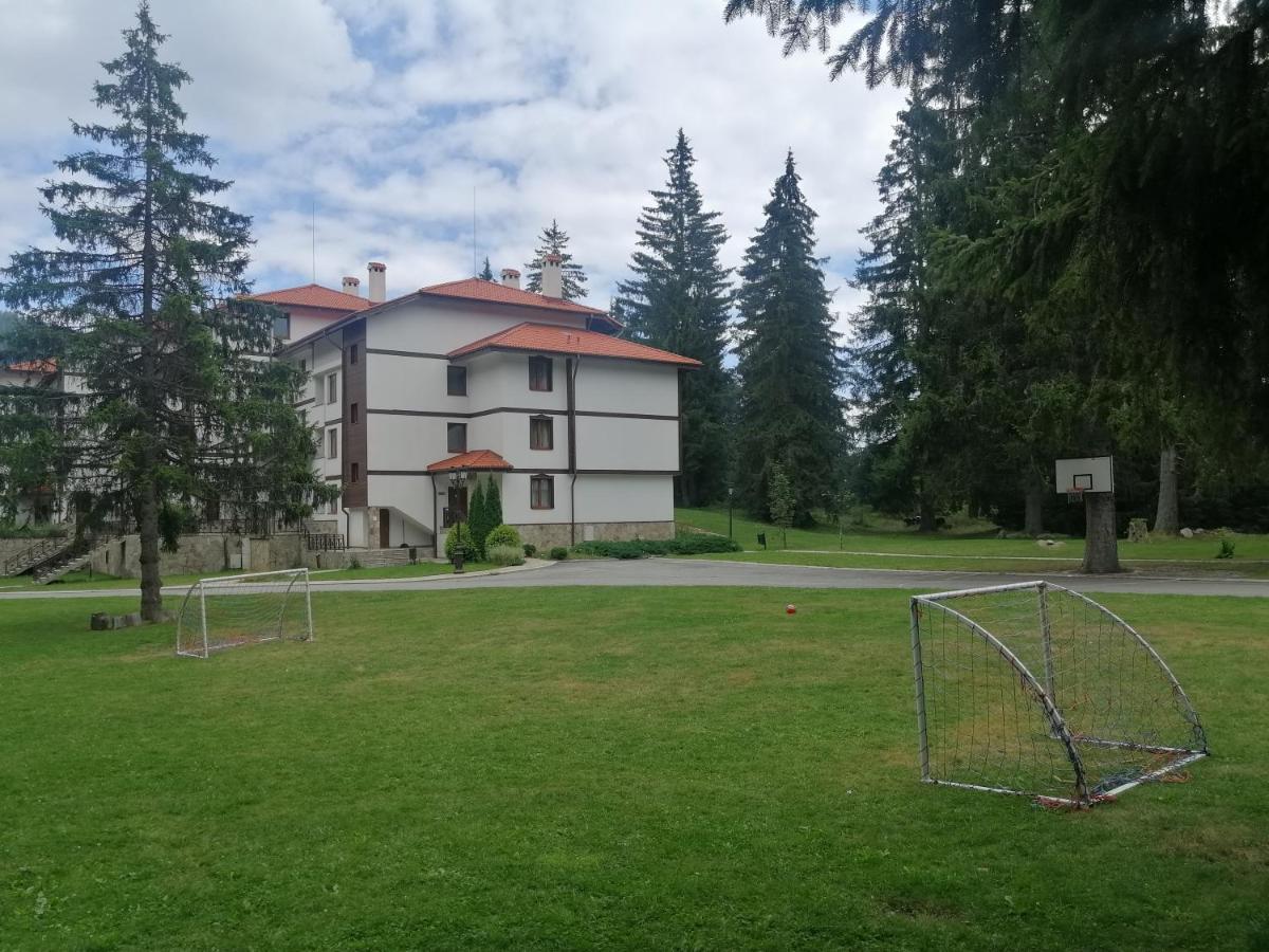 "Моето Любимо Място", Смолянски Езера - "My Favorite Place", Smolyan Lakes Exterior foto