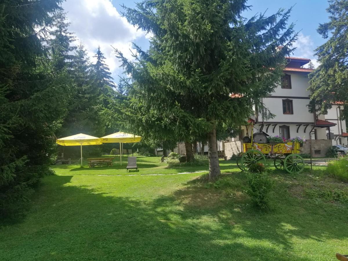 "Моето Любимо Място", Смолянски Езера - "My Favorite Place", Smolyan Lakes Exterior foto