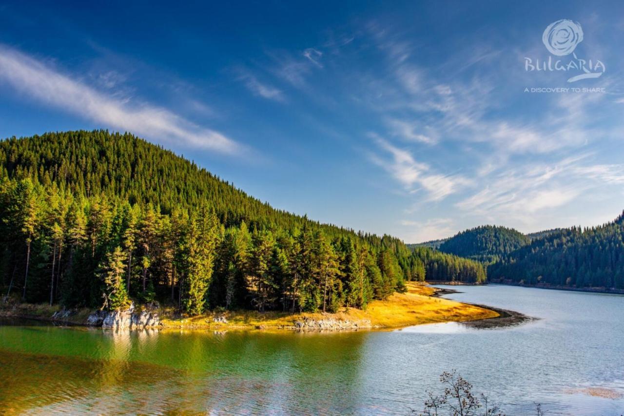"Моето Любимо Място", Смолянски Езера - "My Favorite Place", Smolyan Lakes Exterior foto